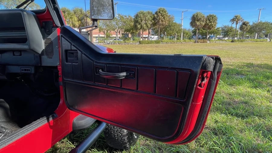 1990 Jeep YJ Wrangler - Image 10 of 30