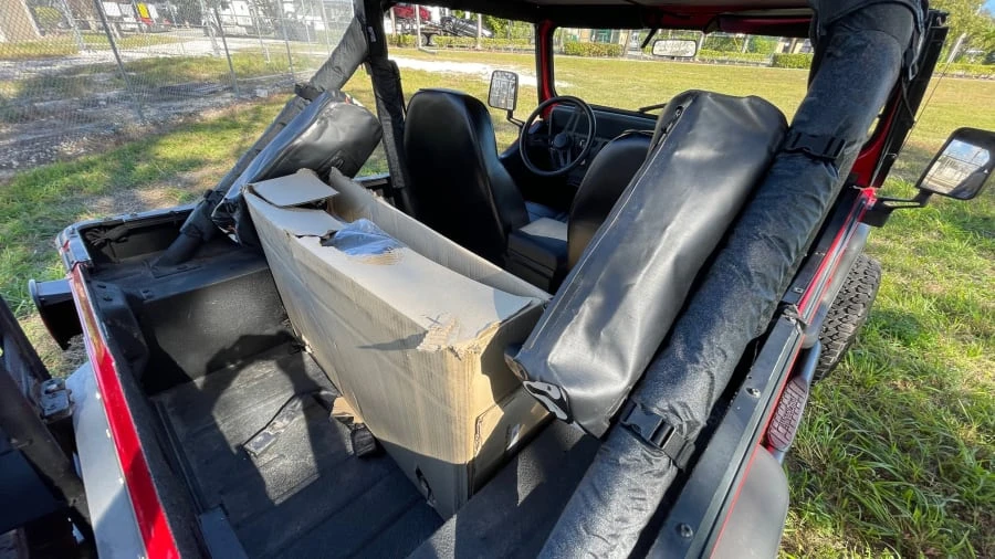 1990 Jeep YJ Wrangler - Image 13 of 30