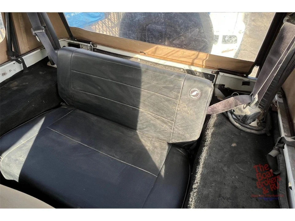 1990 Jeep YJ Wrangler - Image 10 of 12