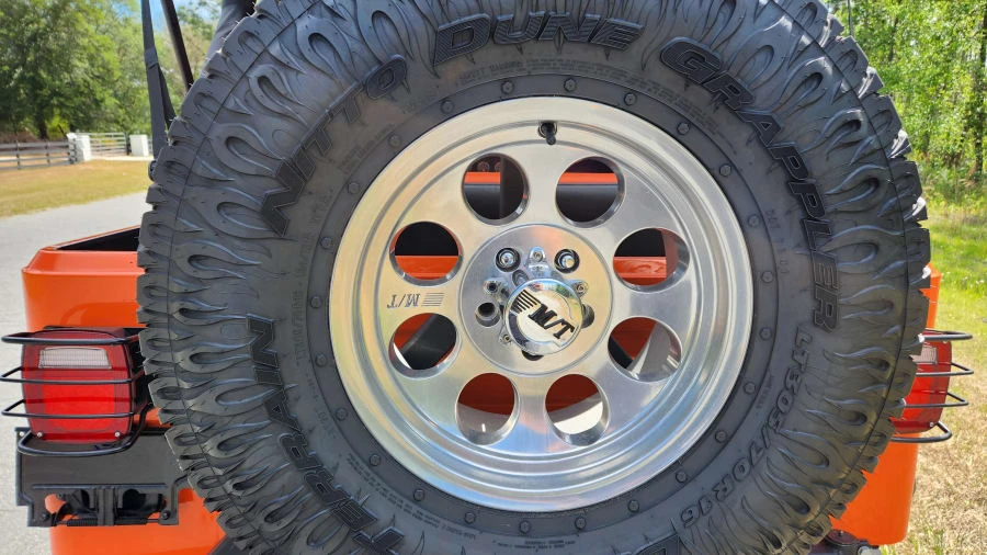 1990 Jeep YJ Wrangler - Image 10 of 21