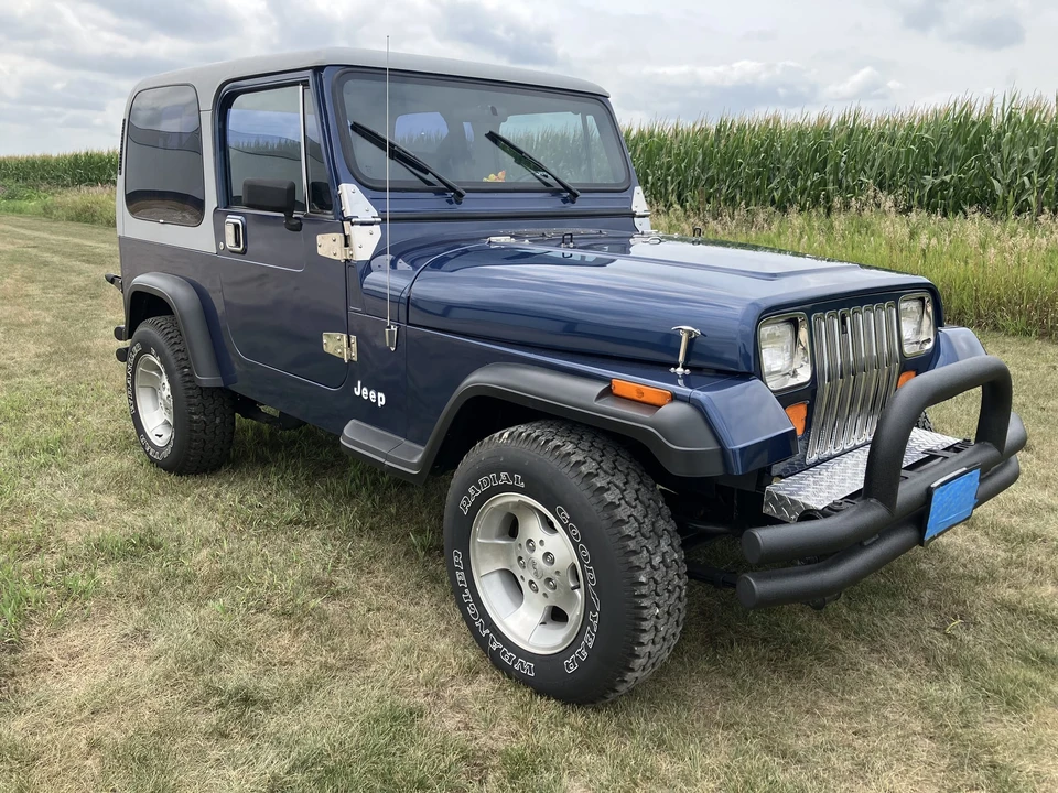 1990 Jeep YJ Wrangler - Image 8 of 31