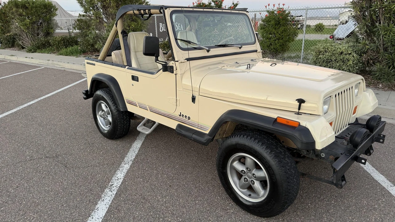 1990 Jeep YJ Wrangler - Image 2 of 31
