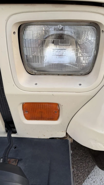 1990 Jeep YJ Wrangler - Image 24 of 31