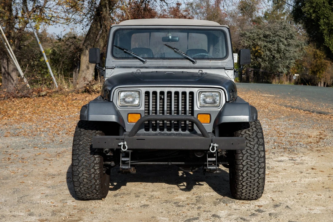 1990 Jeep YJ Wrangler - Image 3 of 31