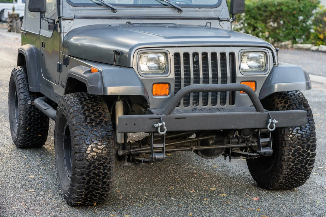 1990 Jeep YJ Wrangler - Image 17 of 31