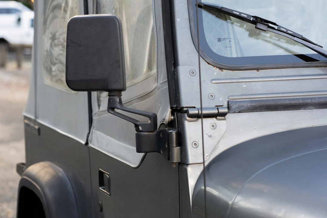 1990 Jeep YJ Wrangler - Image 27 of 31