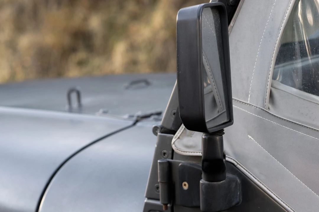 1990 Jeep YJ Wrangler - Image 26 of 31