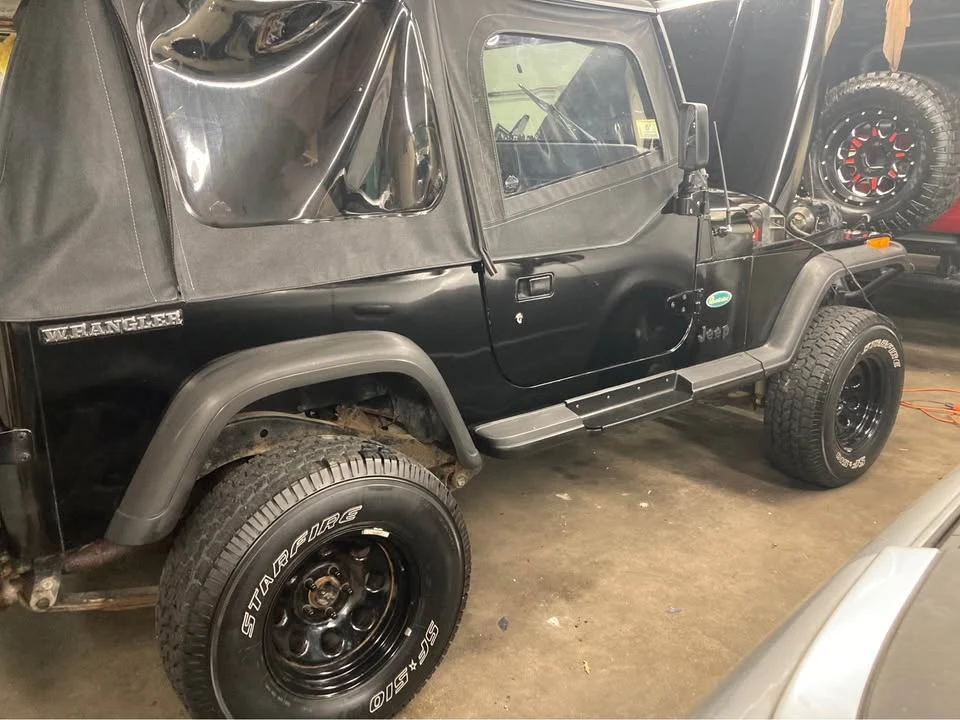 1990 Jeep YJ Wrangler - Image 5 of 14