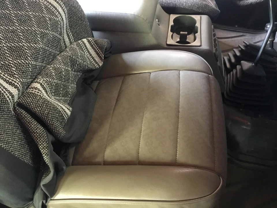 1990 Jeep YJ Wrangler - Image 31 of 31