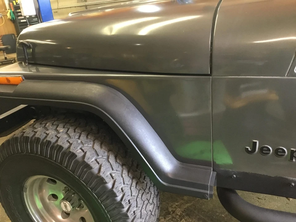 1990 Jeep YJ Wrangler - Image 13 of 31