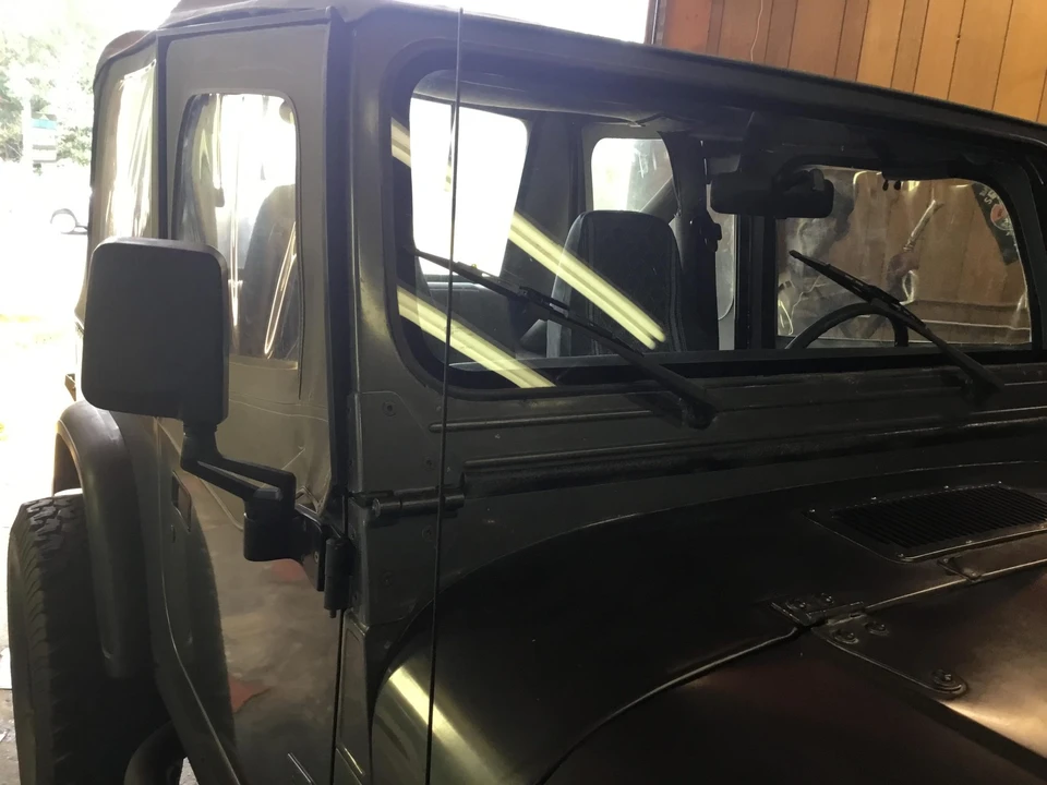 1990 Jeep YJ Wrangler - Image 18 of 31