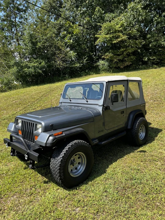 1990 Jeep YJ Wrangler - Image 4 of 31