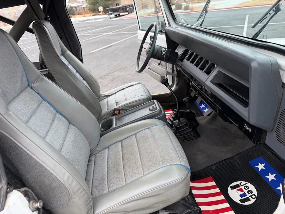1990 Jeep YJ Wrangler - Image 20 of 21