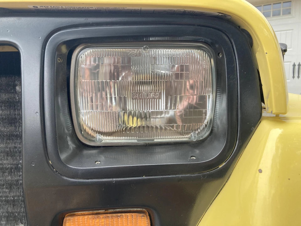 1990 Jeep YJ Wrangler - Image 16 of 31