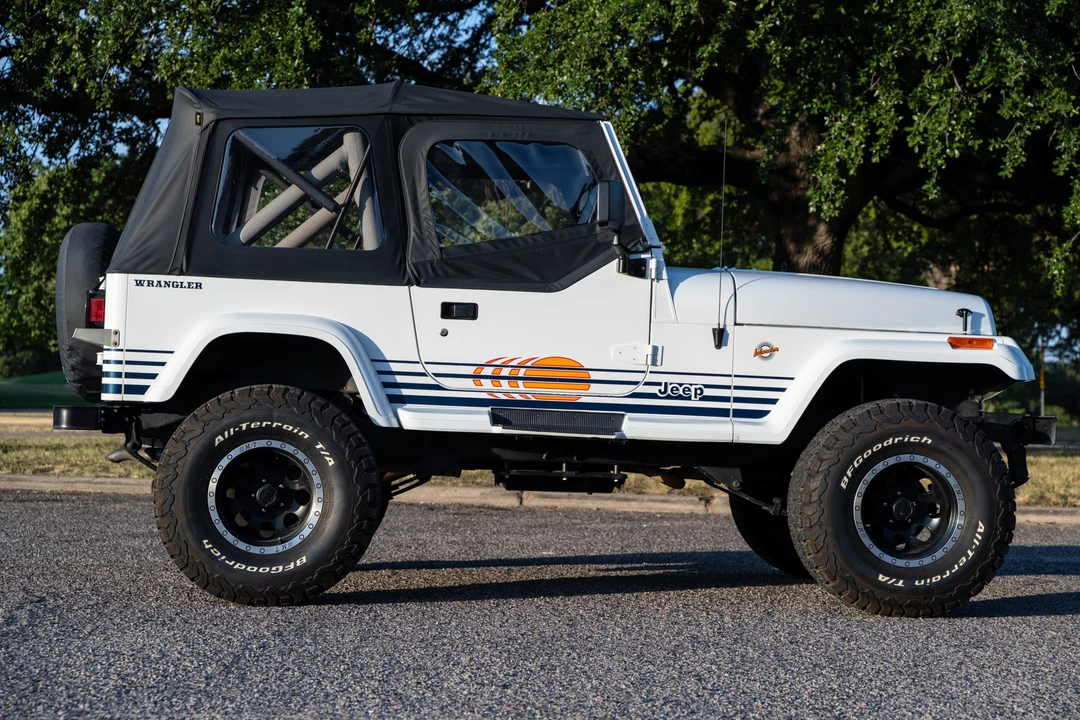 1990 Jeep YJ Wrangler - Image 20 of 31