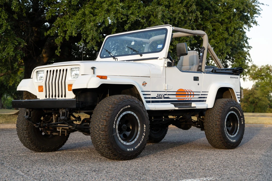 1990 Jeep YJ Wrangler - Image 4 of 31