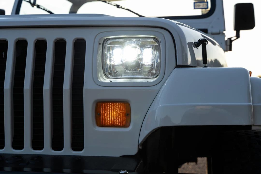 1990 Jeep YJ Wrangler - Image 29 of 31
