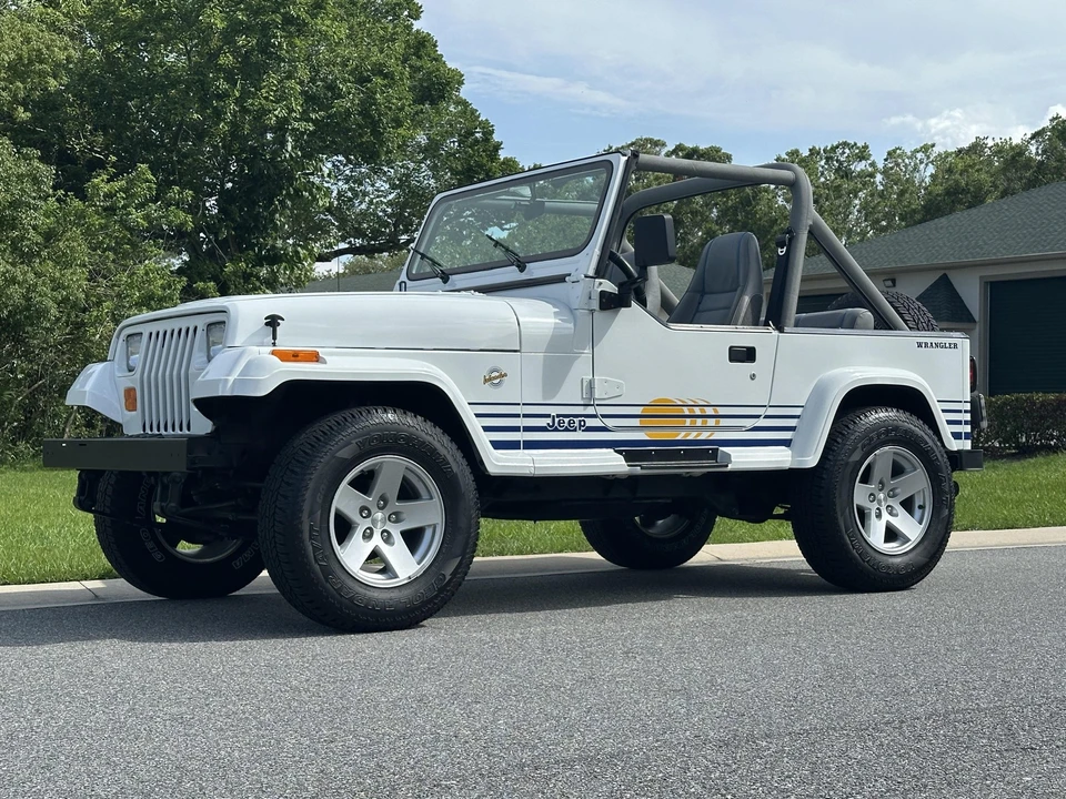 1990 Jeep YJ Wrangler - Image 3 of 31