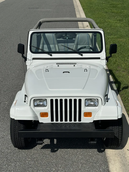 1990 Jeep YJ Wrangler - Image 19 of 31