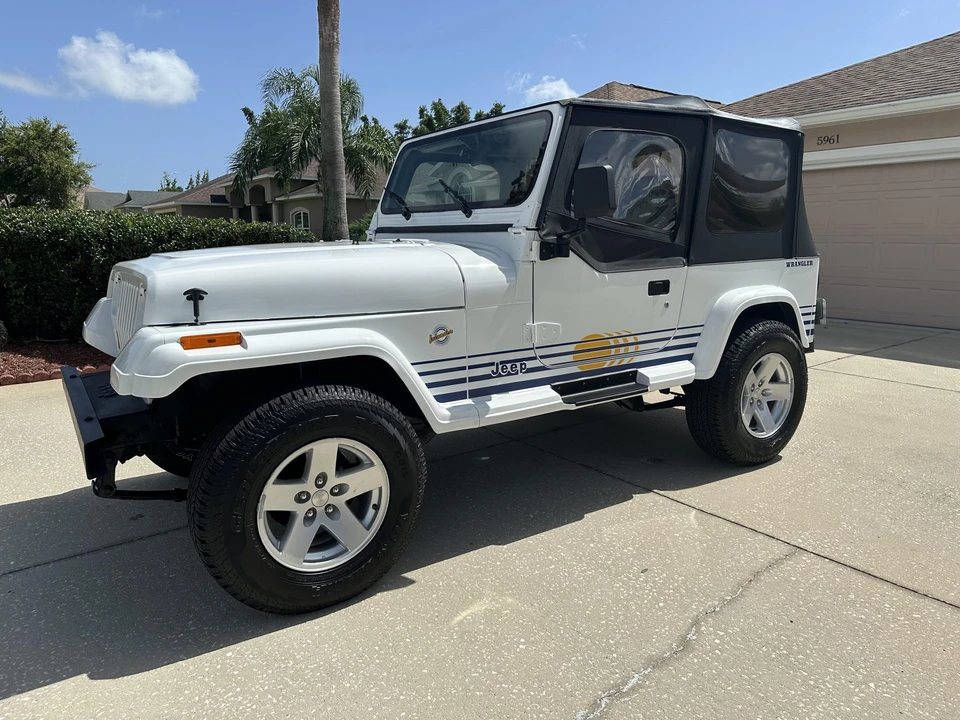 1990 Jeep YJ Wrangler - Image 22 of 31