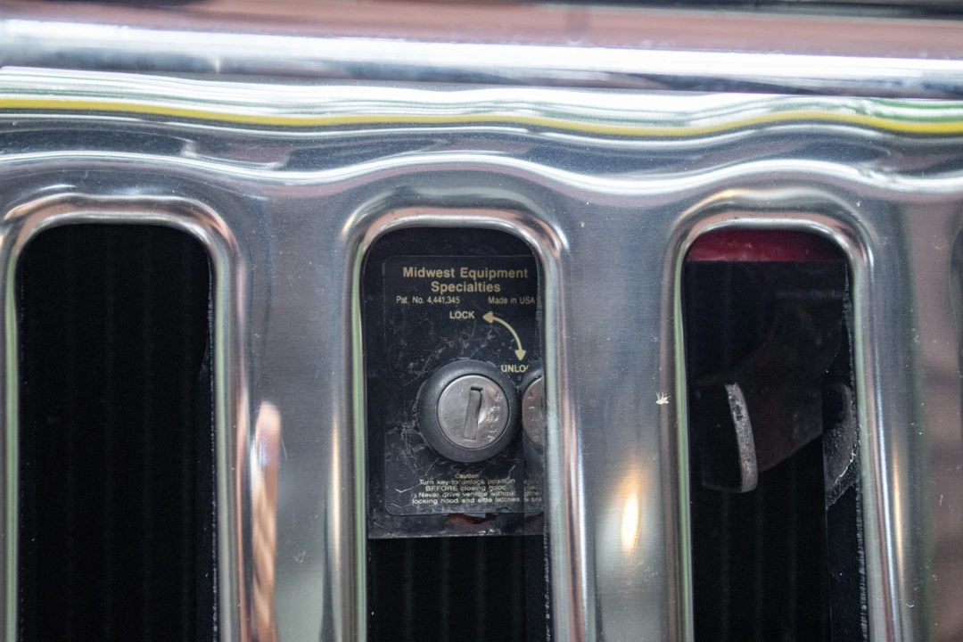1990 Jeep YJ Wrangler - Image 16 of 31