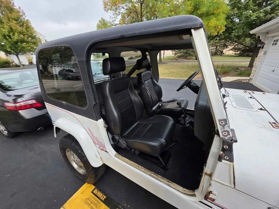 1990 Jeep YJ Wrangler - Image 6 of 9