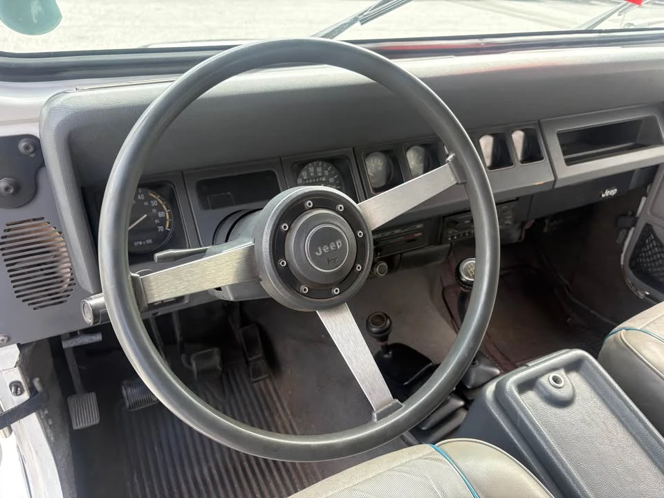 1990 Jeep YJ Wrangler - Image 10 of 13