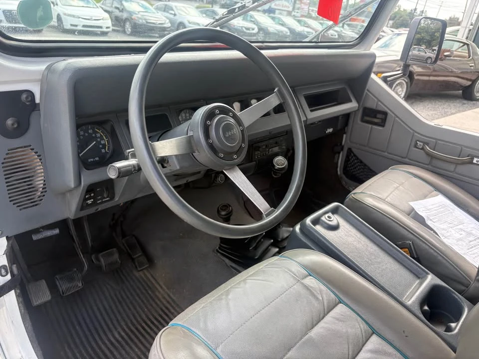 1990 Jeep YJ Wrangler - Image 9 of 13