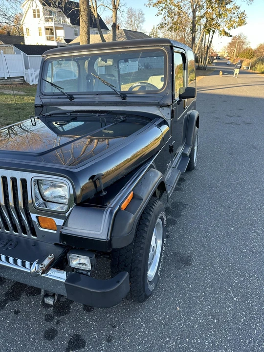1990 Jeep YJ Wrangler - Image 15 of 31