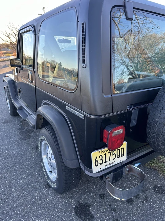 1990 Jeep YJ Wrangler - Image 30 of 31