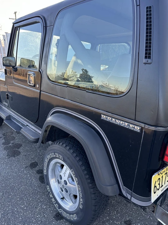 1990 Jeep YJ Wrangler - Image 27 of 31