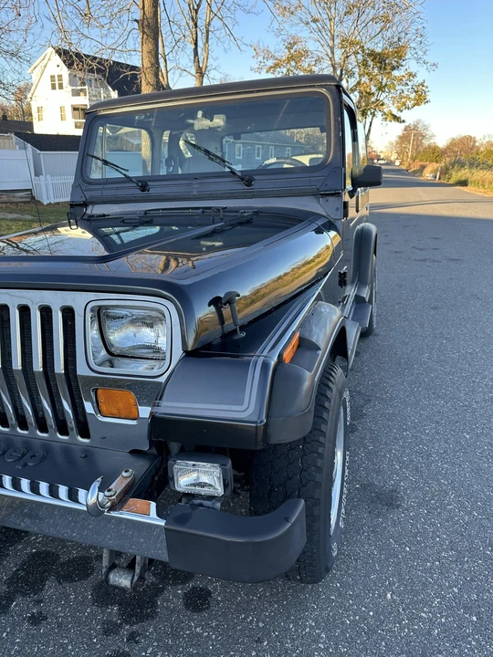 1990 Jeep YJ Wrangler - Image 13 of 31