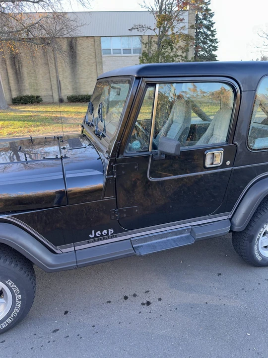 1990 Jeep YJ Wrangler - Image 24 of 31