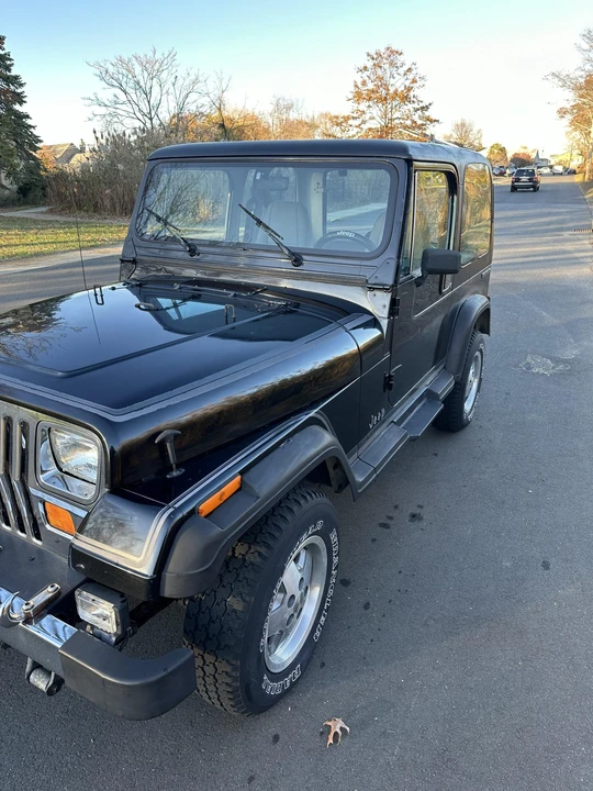 1990 Jeep YJ Wrangler - Image 17 of 31