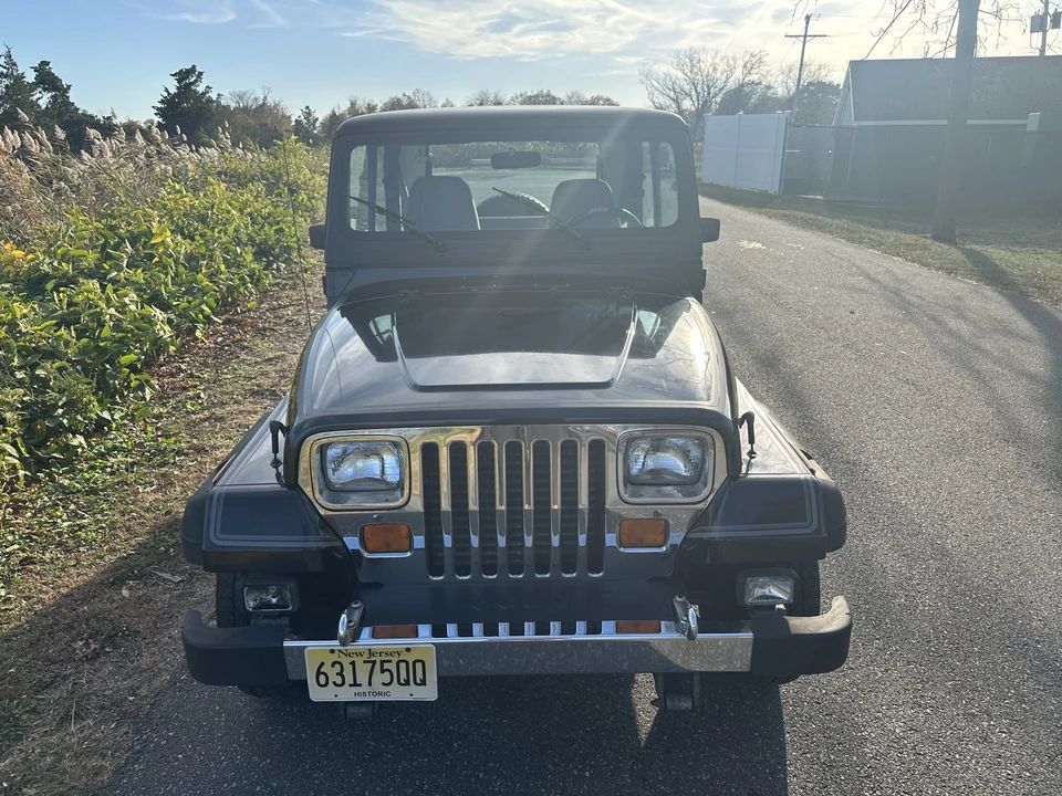 1990 Jeep YJ Wrangler - Image 9 of 31