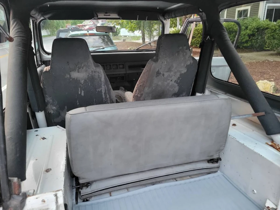 1990 Jeep YJ Wrangler - Image 8 of 17