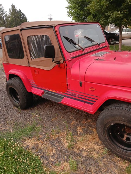 1990 Jeep YJ Wrangler - Image 5 of 13