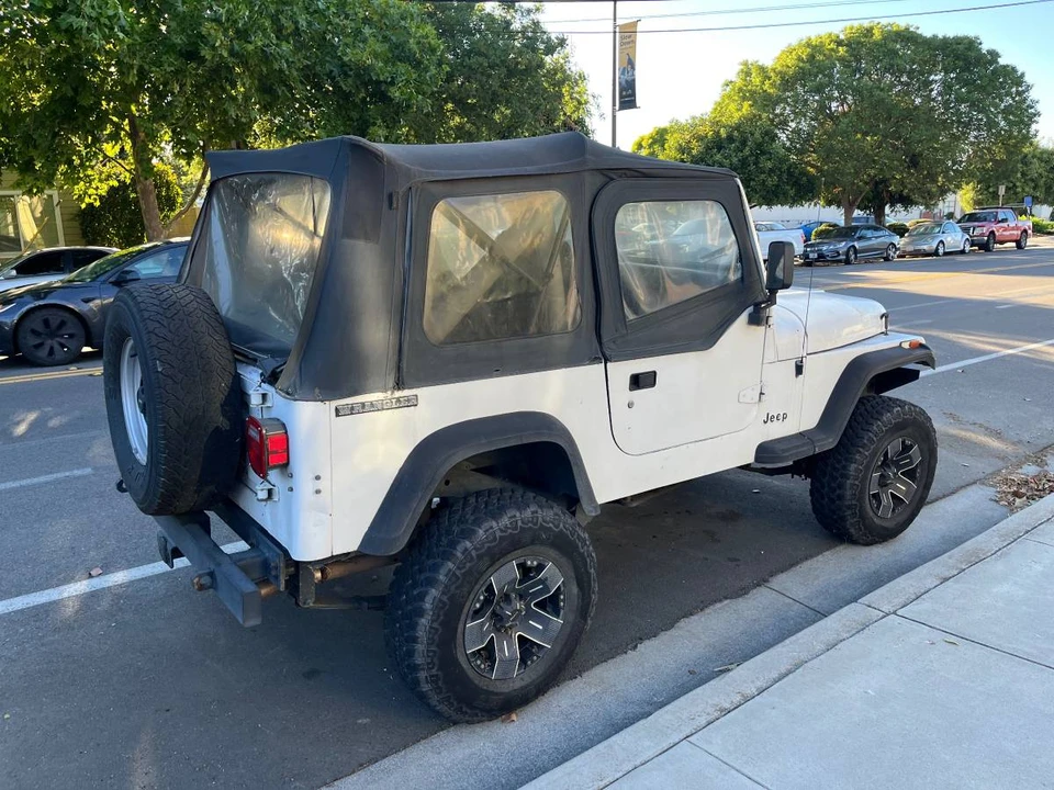 1990 Jeep YJ Wrangler - Image 7 of 7