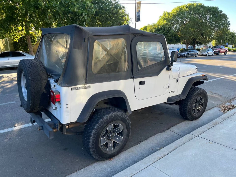1990 Jeep YJ Wrangler - Image 6 of 7