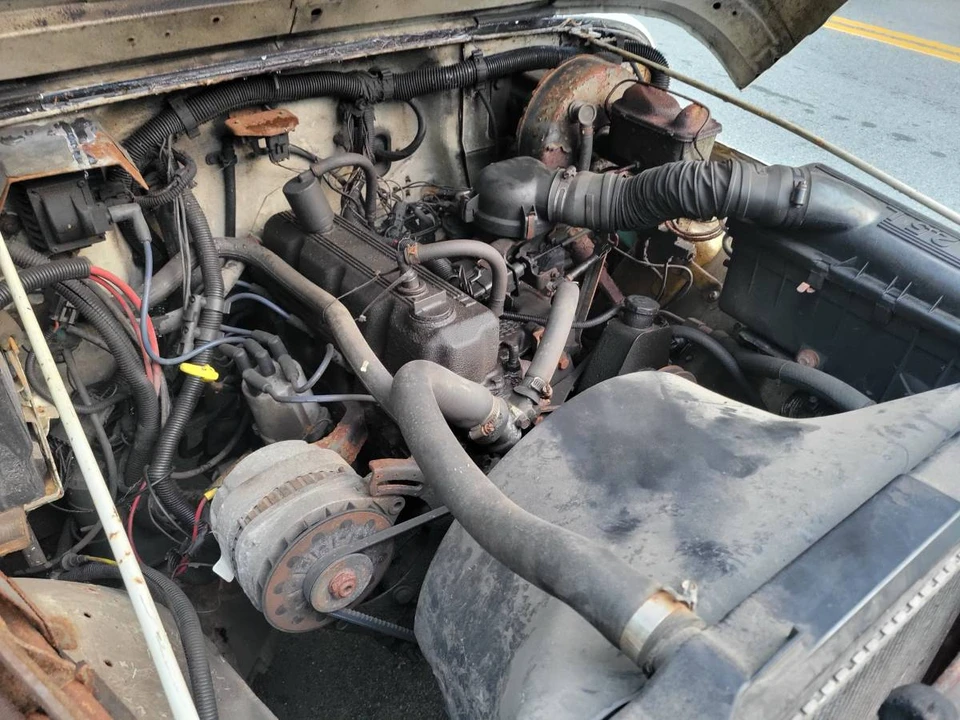 1990 Jeep YJ Wrangler - Image 15 of 17