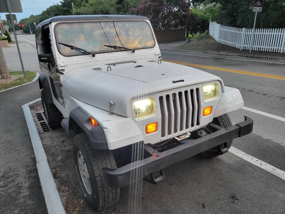 1990 Jeep YJ Wrangler - Image 5 of 17