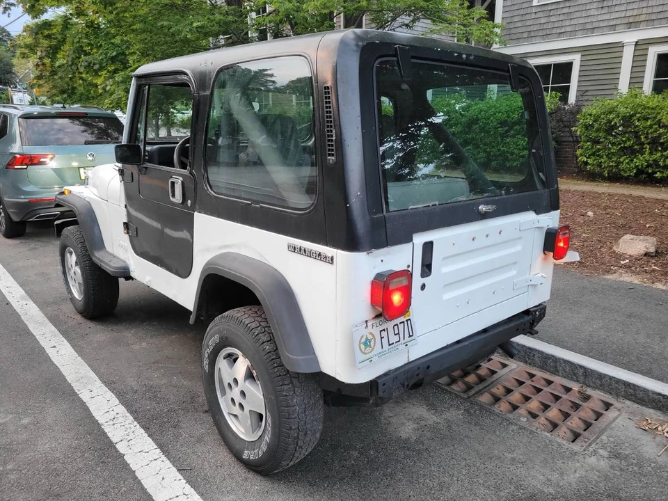 1990 Jeep YJ Wrangler - Image 2 of 17