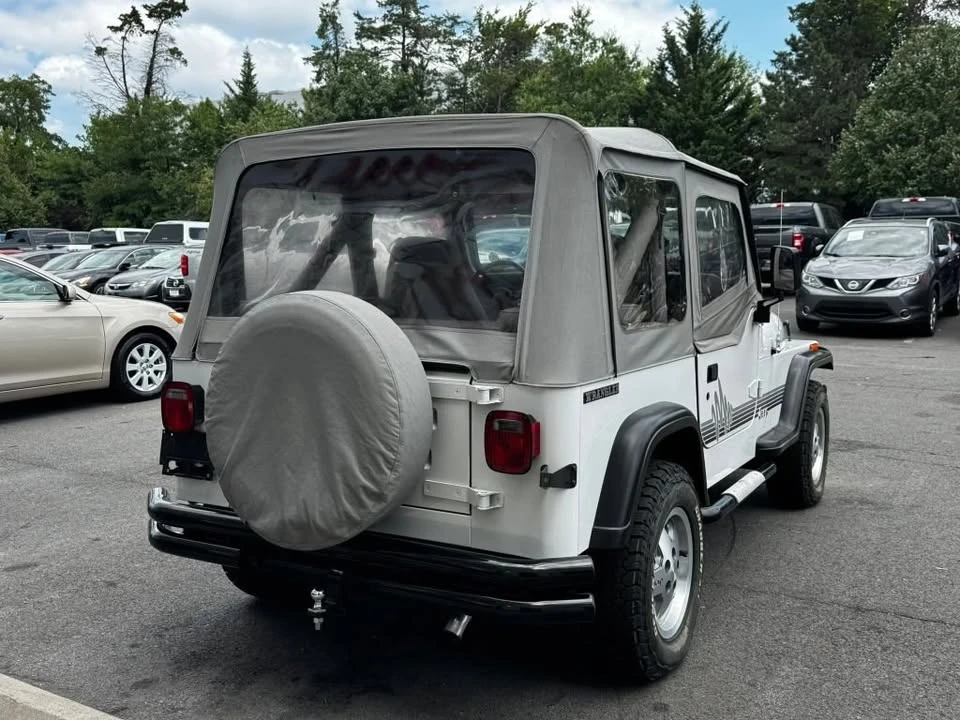 1990 Jeep YJ Wrangler - Image 4 of 20
