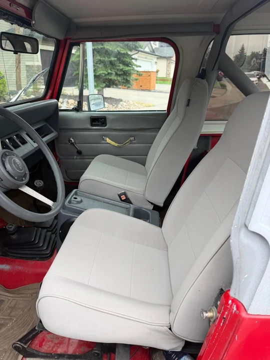 1990 Jeep YJ Wrangler - Image 8 of 12
