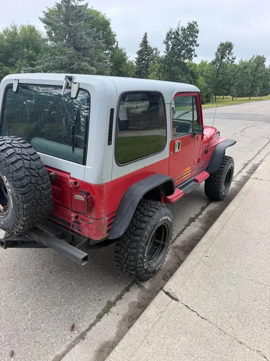 1990 Jeep YJ Wrangler - Image 5 of 12