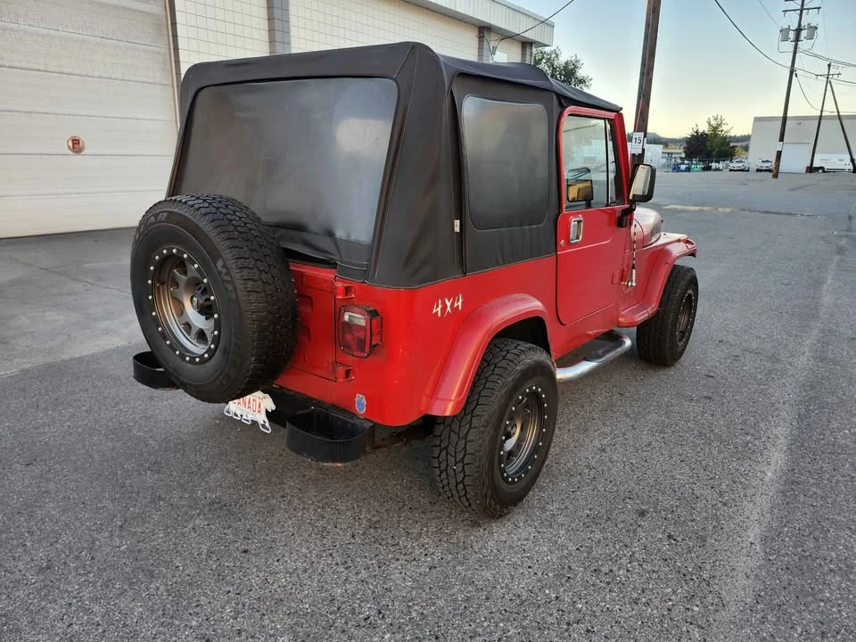 1990 Jeep YJ Wrangler - Image 8 of 12