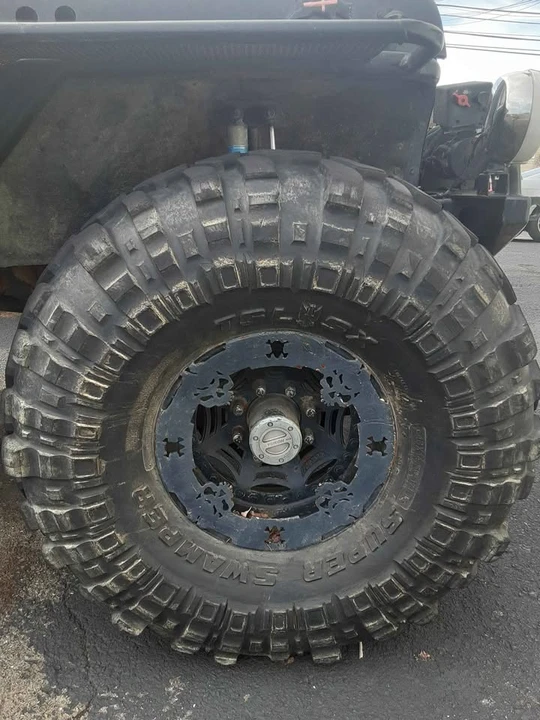 1990 Jeep YJ Wrangler - Image 2 of 3