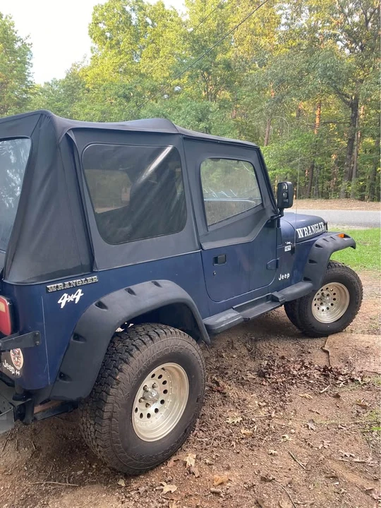 1990 Jeep YJ Wrangler - Image 5 of 10