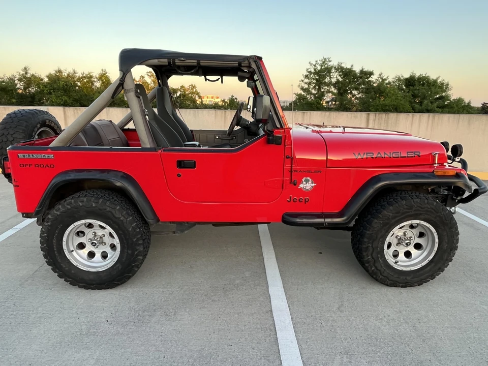 1990 Jeep YJ Wrangler - Image 20 of 31