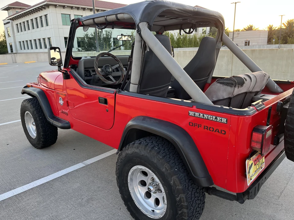 1990 Jeep YJ Wrangler - Image 14 of 31